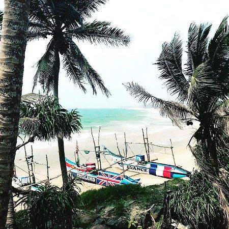 Githmini Beach House And Toures Hikkaduwa Ngoại thất bức ảnh